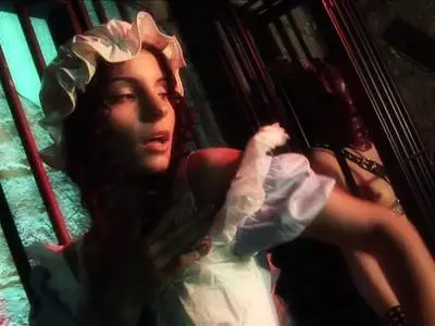 Versaute verkleidete Lady lässt sich beim Rollenspiel knallen